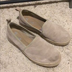 Tan Clarks espadrilles